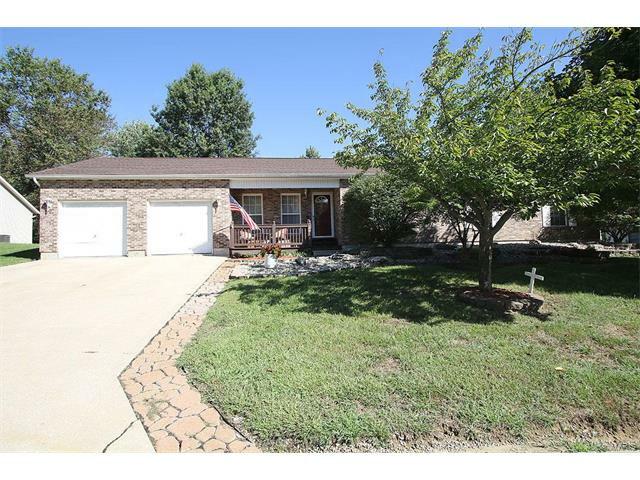Property Photo: 1007 Hickory Point IL 62234