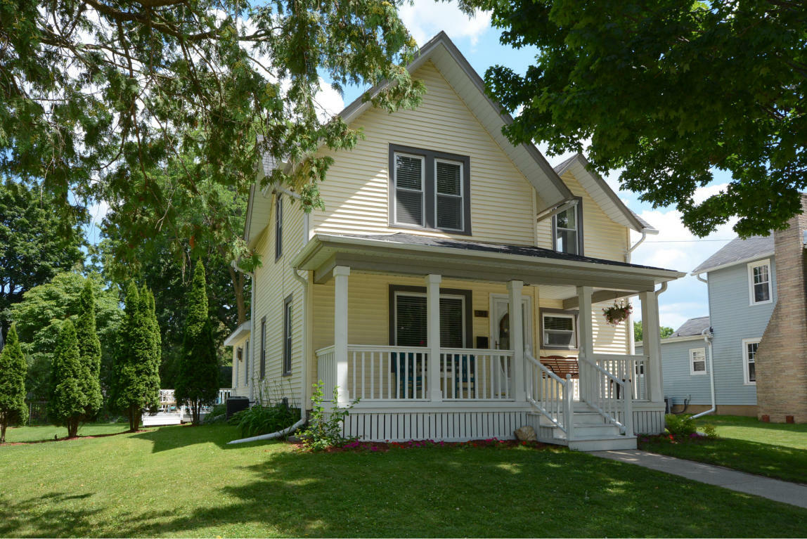 Property Photo: 311 S Franklin St WI 53066
