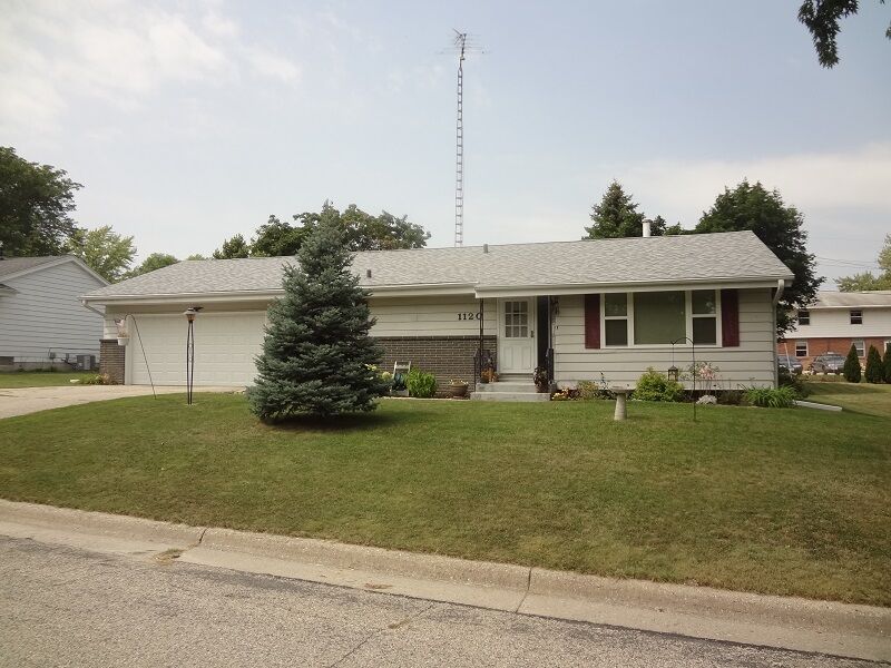 Property Photo:  1120 Erick St  WI 53538 