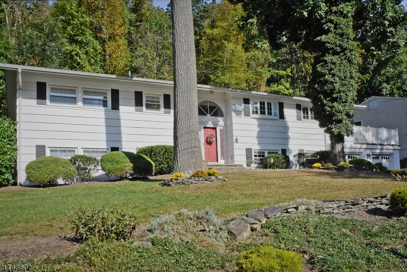Property Photo: 23 Sunnyhill Rd NJ 07866