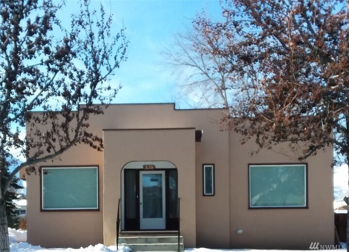 820 S Monroe St  Wenatchee WA 98801 photo