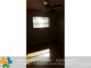 Property Photo: 7161 Pershing St FL 33024