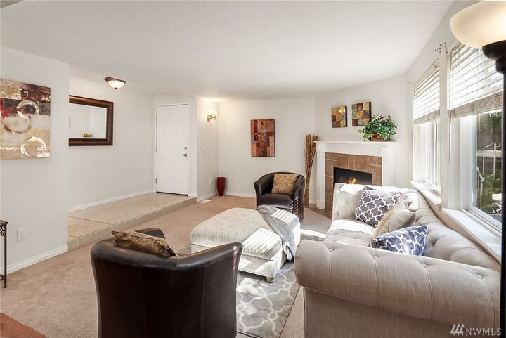 Property Photo:  12718 NE 120th St J-2  WA 98034 