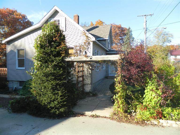 Property Photo: 1758 Crocker Street IN 46304