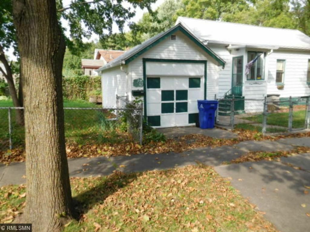 Property Photo: 800 Englewood Avenue MN 55104
