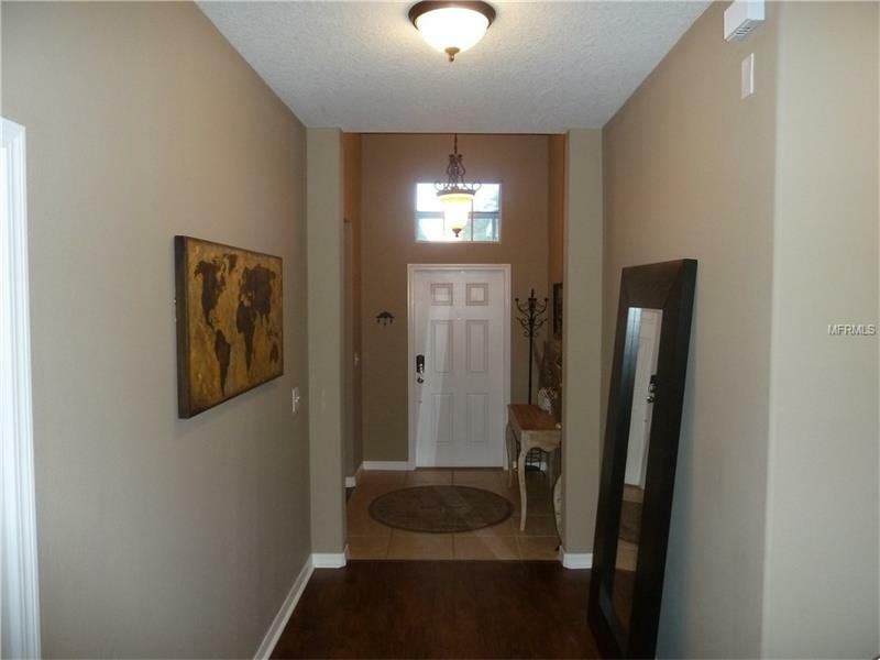 Property Photo:  10215 Summer Azure Drive  FL 33578 