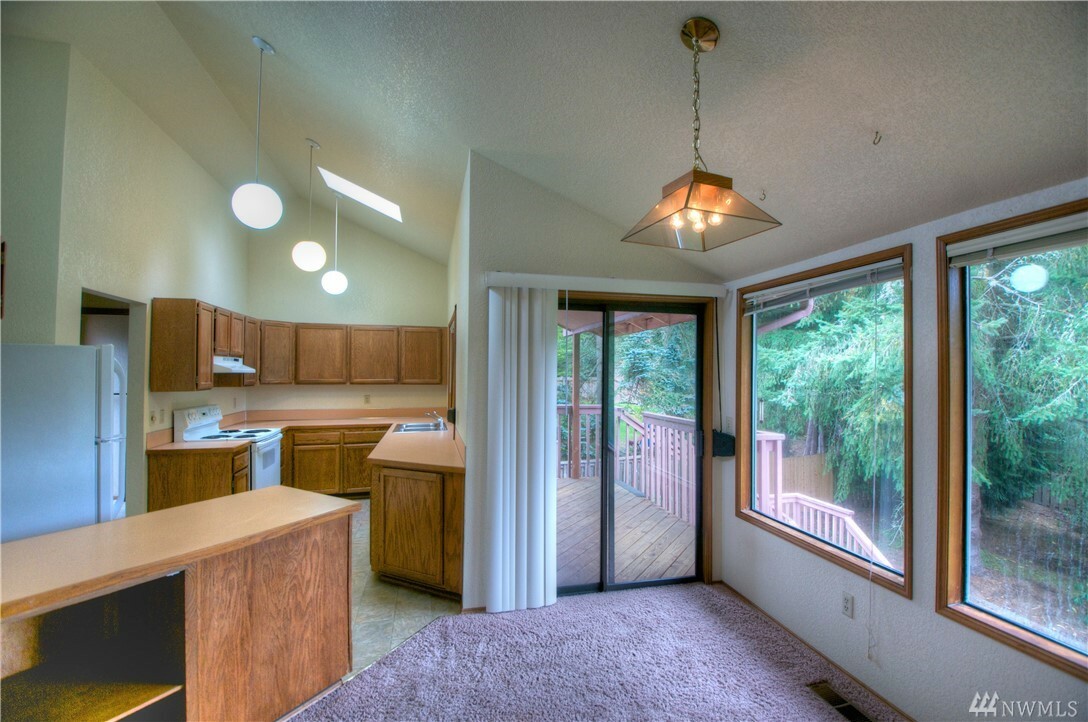 Property Photo:  3409 17th Ct NE  WA 98506 