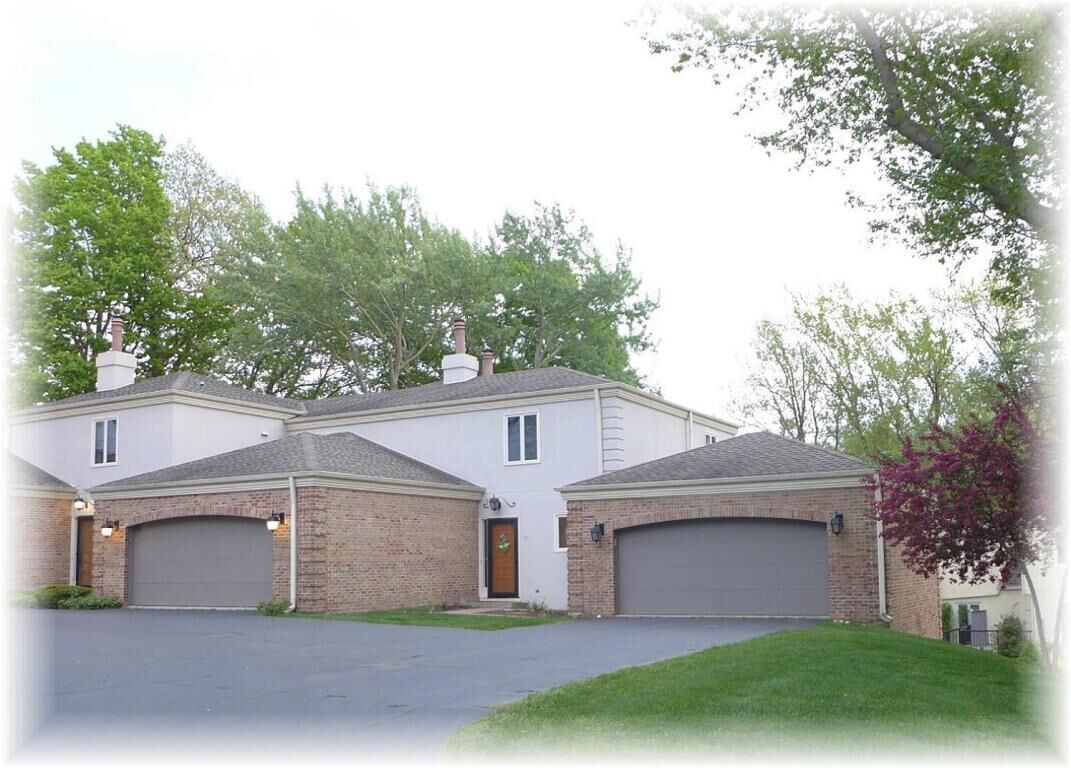 Property Photo: 700 Waters Edge Rd 11 WI 53402-1582