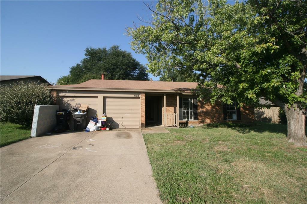 Property Photo:  6912 Westcreek Drive  TX 76133 