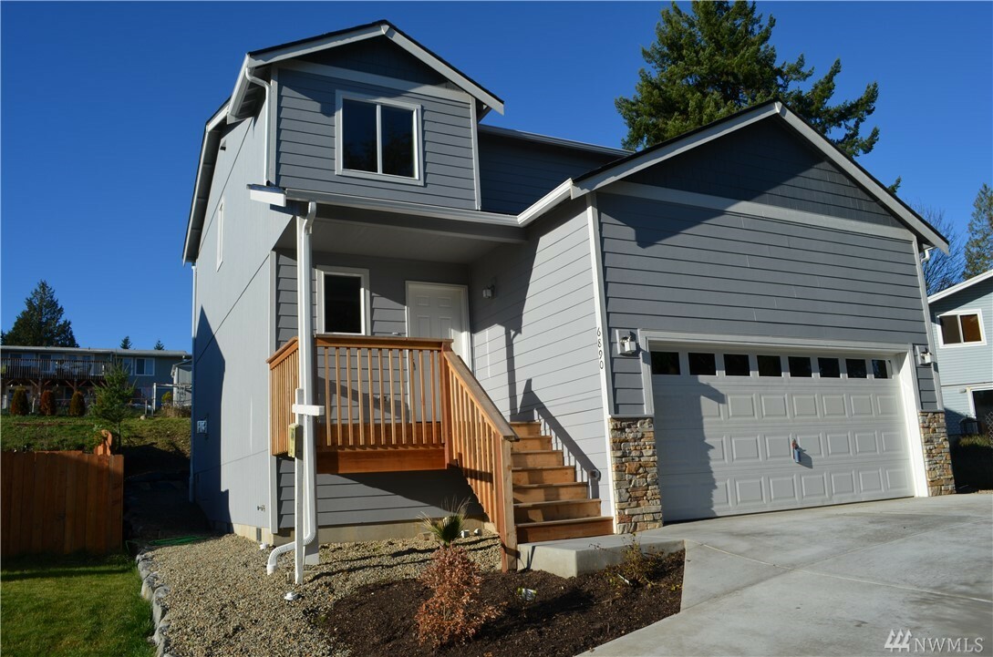 Property Photo:  6890 Aquene Lp NE  WA 98311 