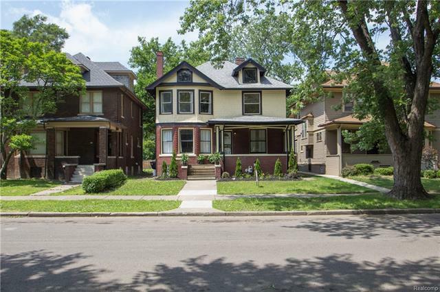Property Photo:  880 Longfellow Street  MI 48202 