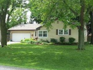 Property Photo: 6209 W Goodrich Ln WI 53223