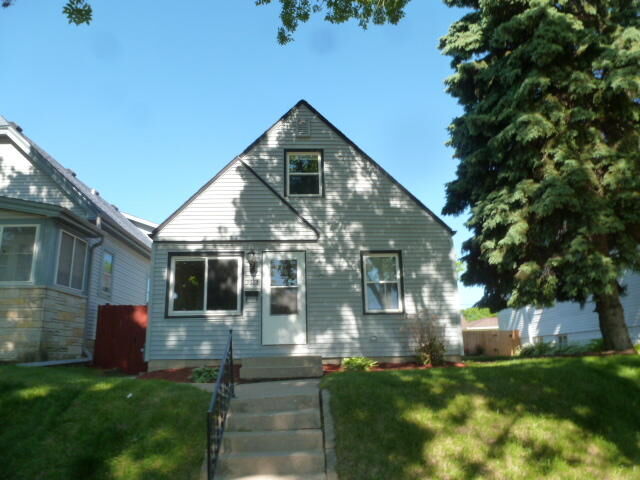 Property Photo:  3685 S Rutland Ave  WI 53235 