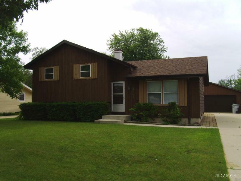 Property Photo:  8643 W Glenbrook Rd  WI 53224 