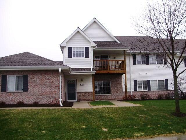 Property Photo:  14982 W Arrowhead Ln 12201  WI 53151-7479 