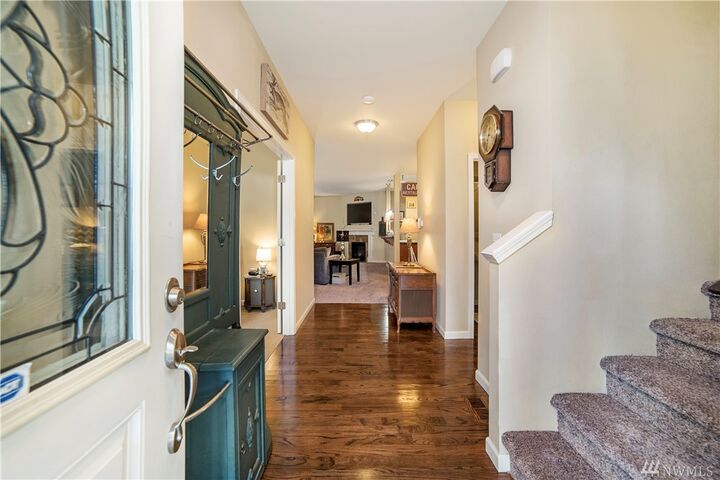 Property Photo:  7607 Denali Ave NE  WA 98516 