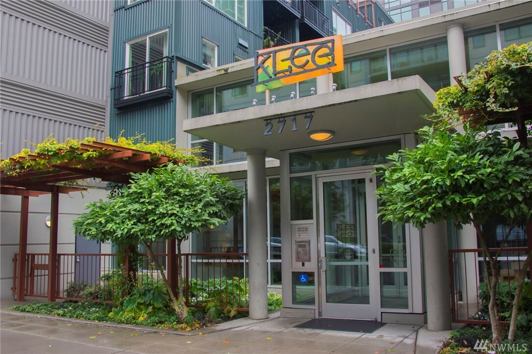 Property Photo: 2717 Western Ave 332 WA 98121