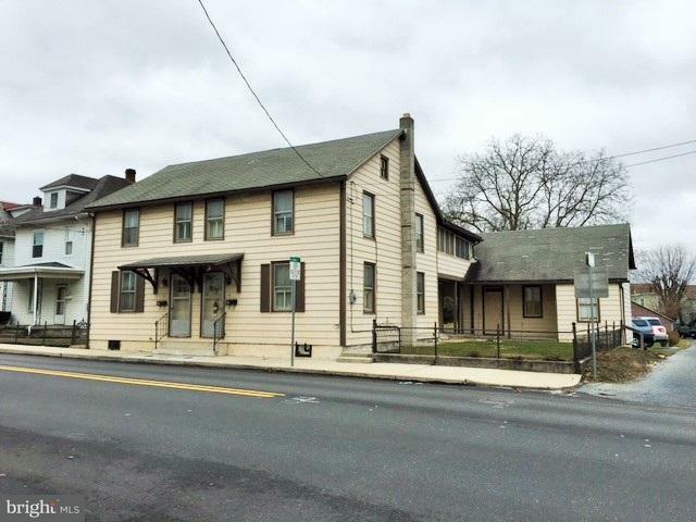 Property Photo: 118 &Amp 120 S Hanover Street PA 17036