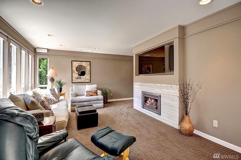Property Photo:  18217 NE 21st St  WA 98052 
