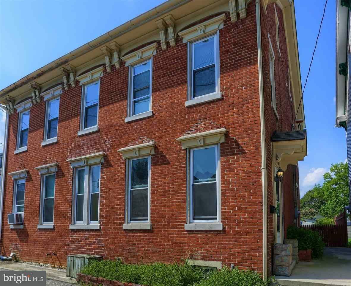 Property Photo:  9 W Main Street  PA 17011 