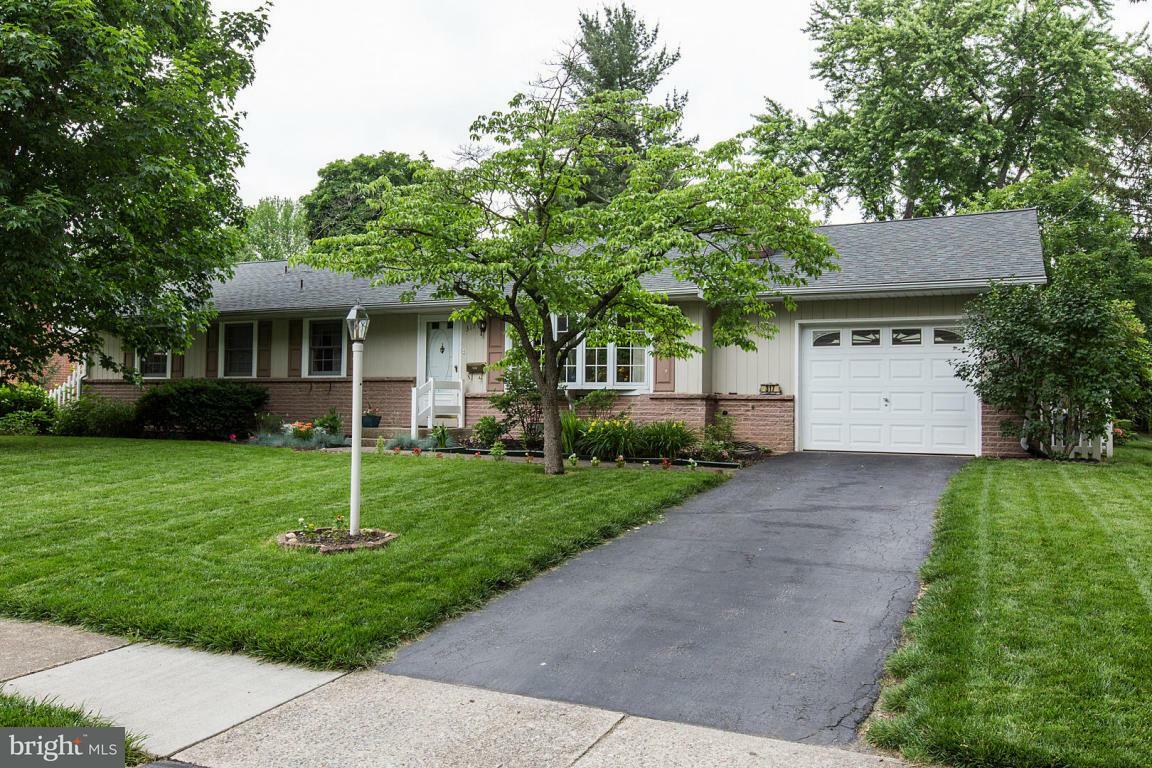 Property Photo: 317 Valley Road PA 17551
