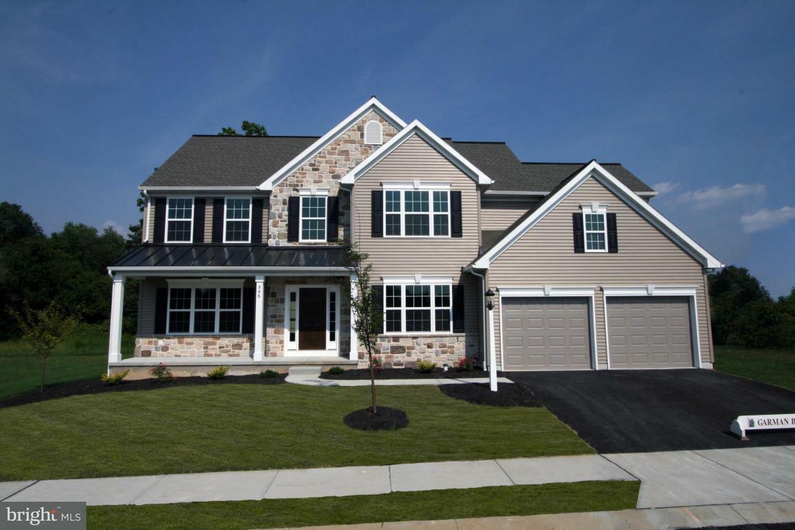 Property Photo: 546 S Lancaster Street 102 PA 17003