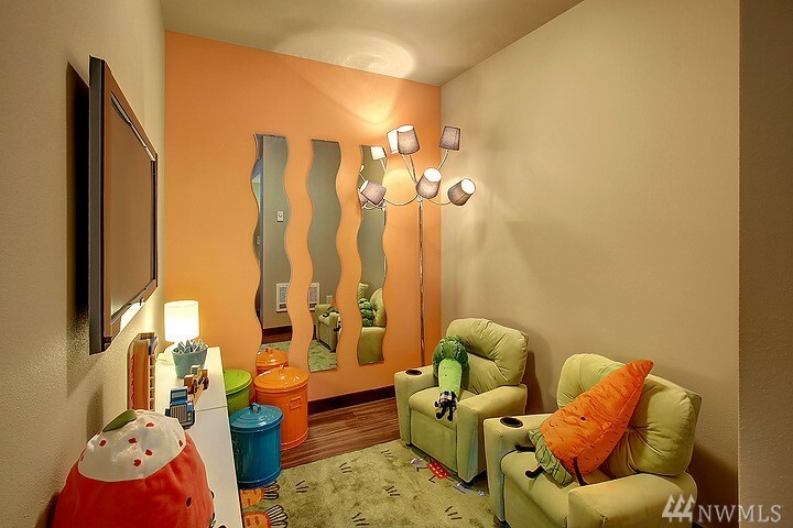 Property Photo: 1814 178th St SW 22 WA 98037