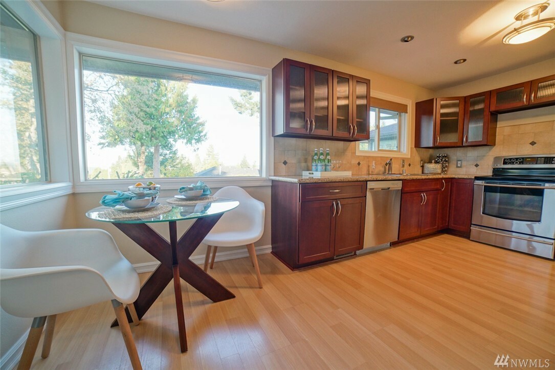 Property Photo:  1342 Bridgeview Dr  WA 98406 