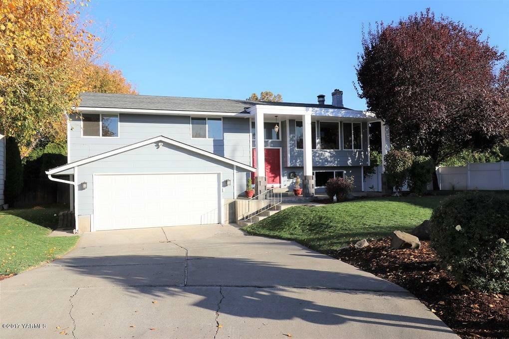 Property Photo:  4702 W Prasch Ave  WA 98908 