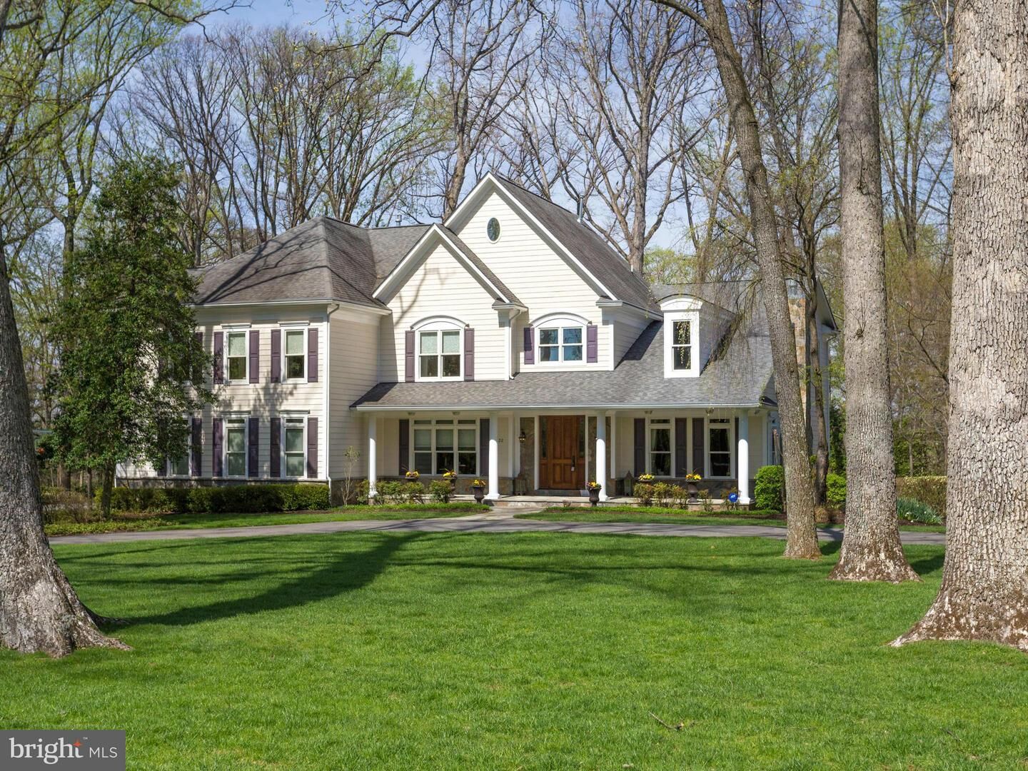 Property Photo:  1332 Windy Hill Road  VA 22102 