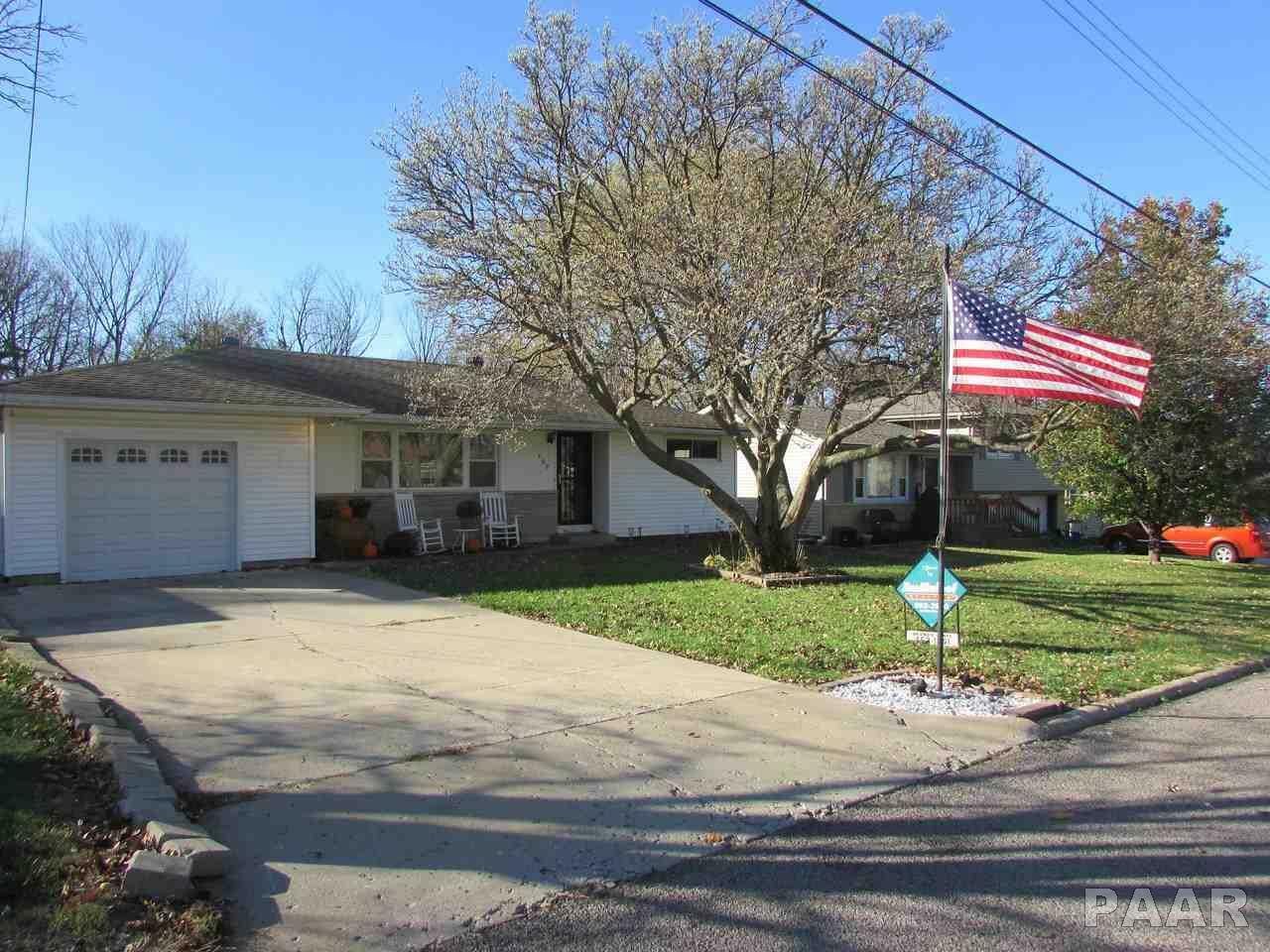 Property Photo: 107 Field Grove IL 61611
