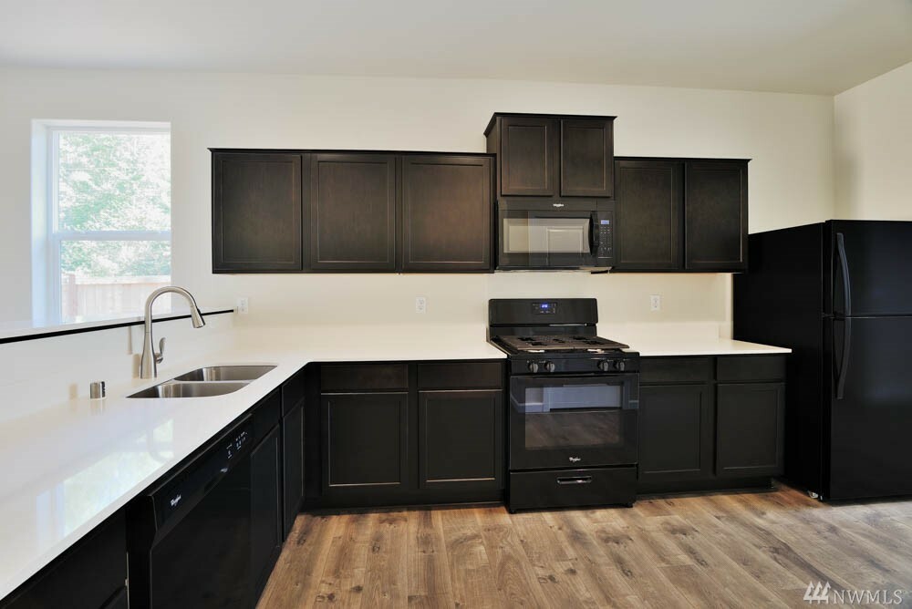 Property Photo: 16815 91st Dr NE WA 98223