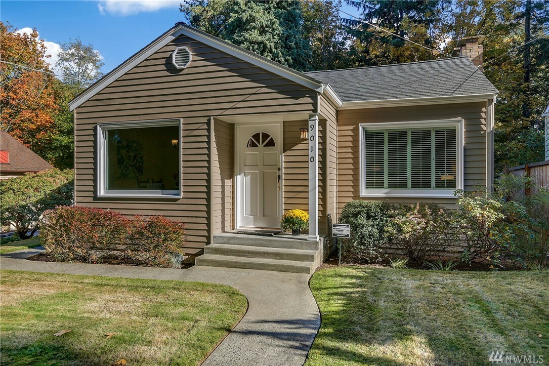 Property Photo:  9010 Sylvan Place NW  WA 98117 