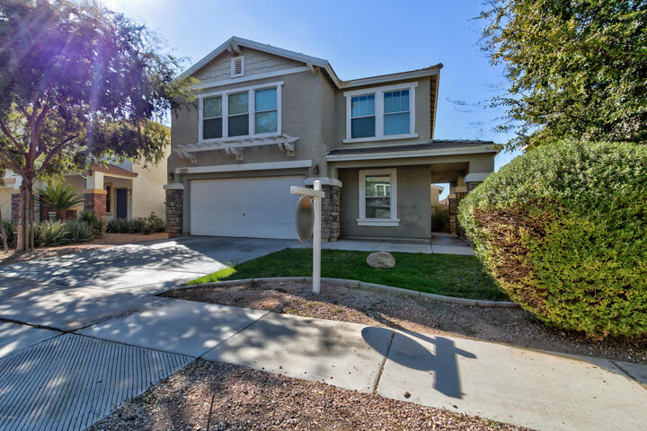 Property Photo: 1422 S 122nd Lane AZ 85323