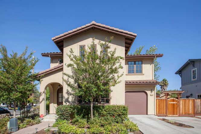 Property Photo: 1300 Bronwen Way CA 95008