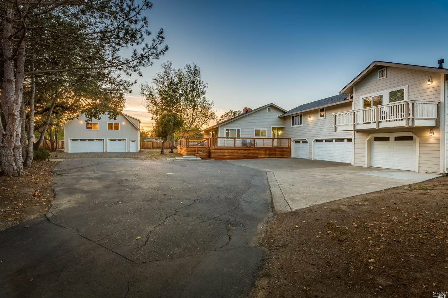 Property Photo:  780 West Cotati Avenue  CA 94931 