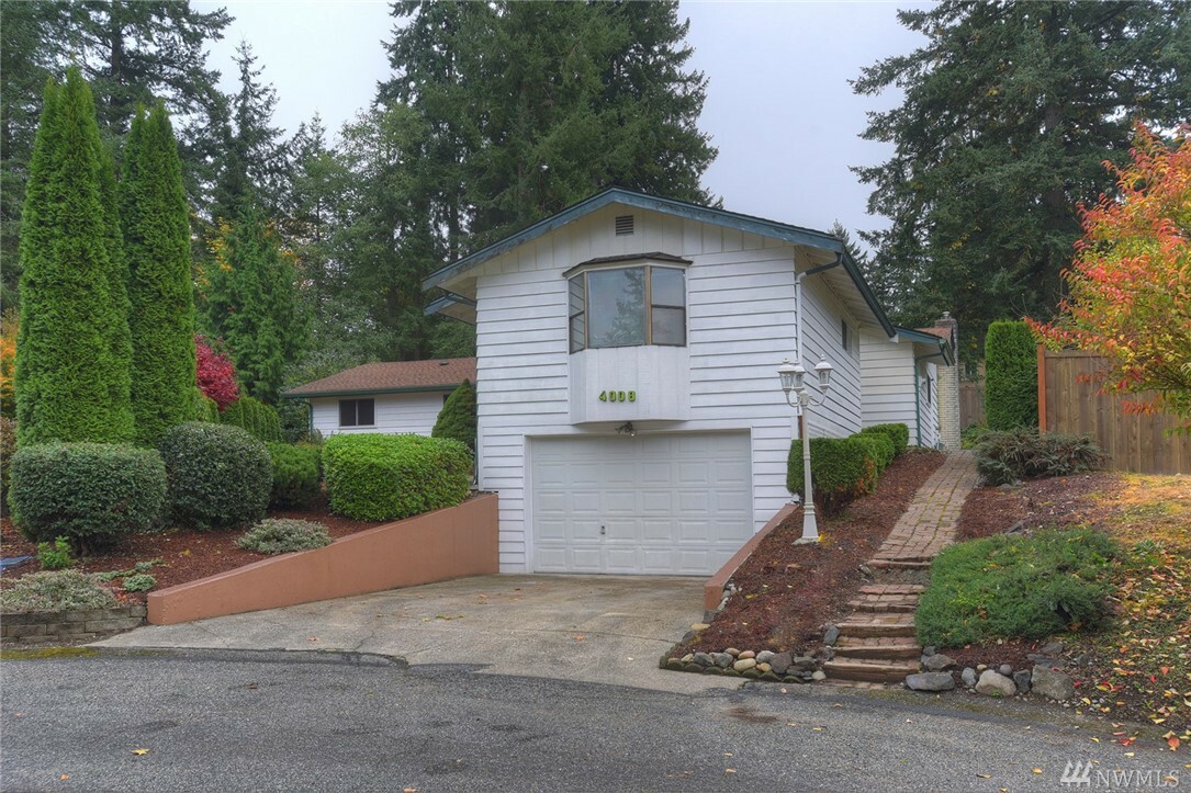 Property Photo: 4008 66th St NW WA 98335