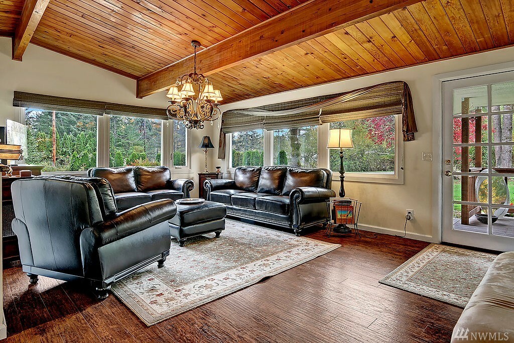 Property Photo: 9129 172nd St SE WA 98296