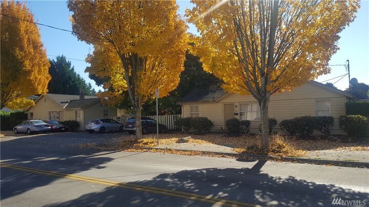 Property Photo:  531 S Cloverdale St  WA 98108 