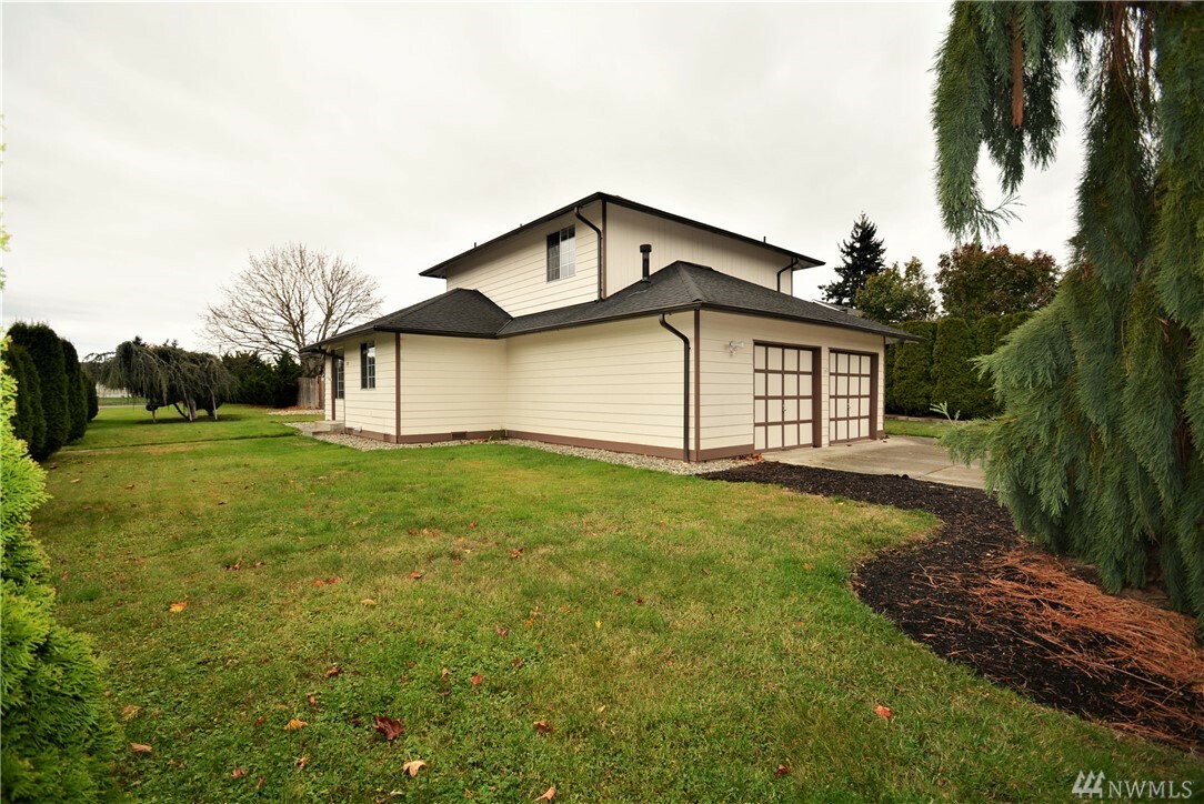 Property Photo:  7312 66th Dr NE  WA 98270 