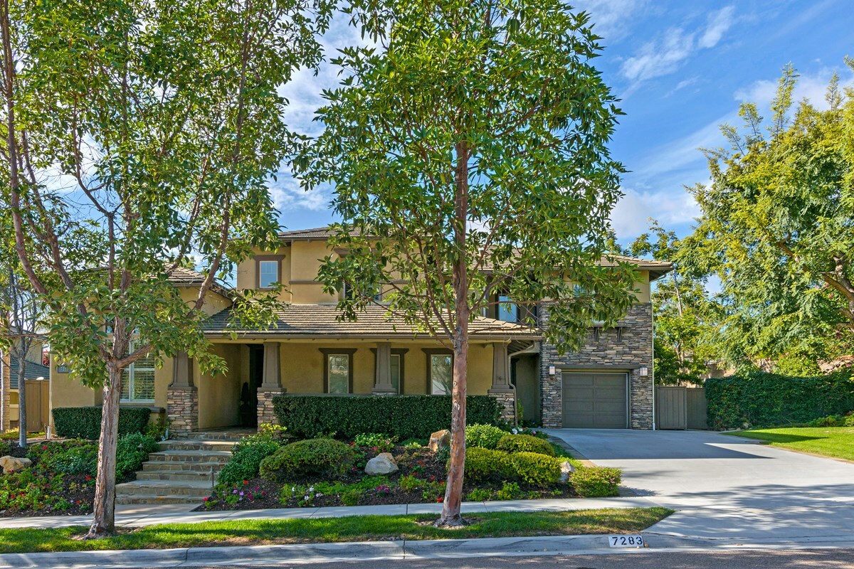 Property Photo: 7283 Circulo Papayo CA 92009