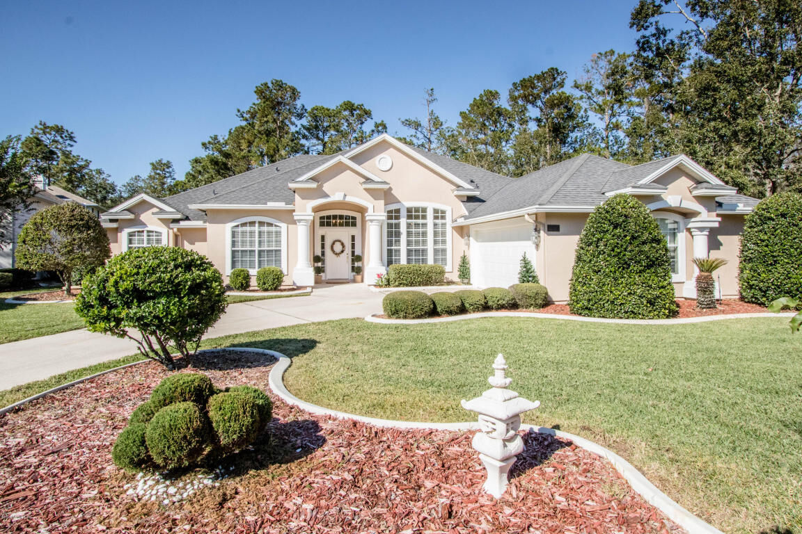 Property Photo: 594 Oakmont Drive FL 32073