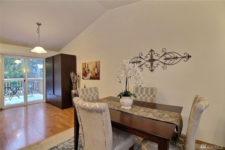 Property Photo:  11301 203rd Ave E  WA 98391 