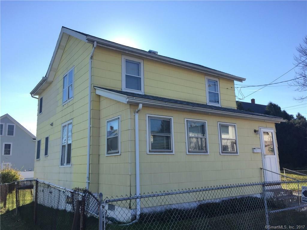 Property Photo:  86 West Coit Street  CT 06320 