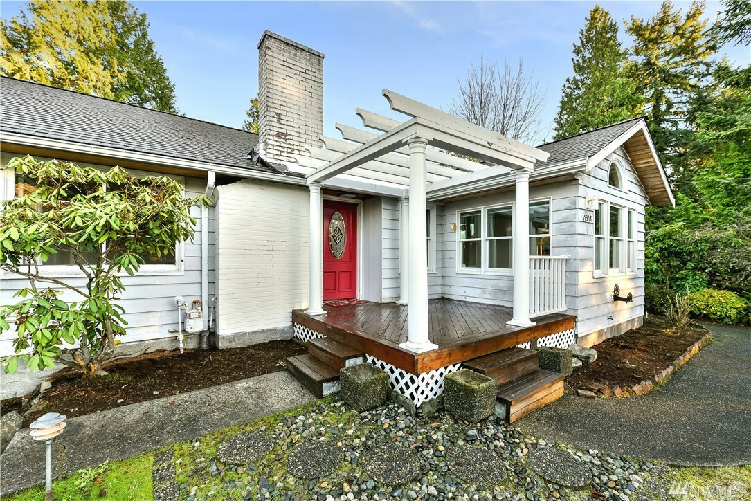 Property Photo:  11318 2nd Ave NW  WA 98177 