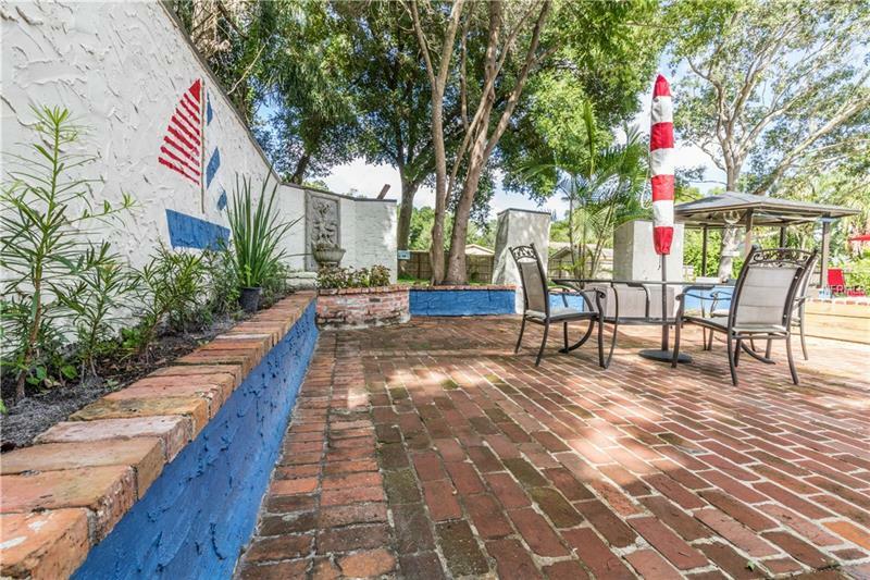 Property Photo:  214 Butler Street  FL 34786 