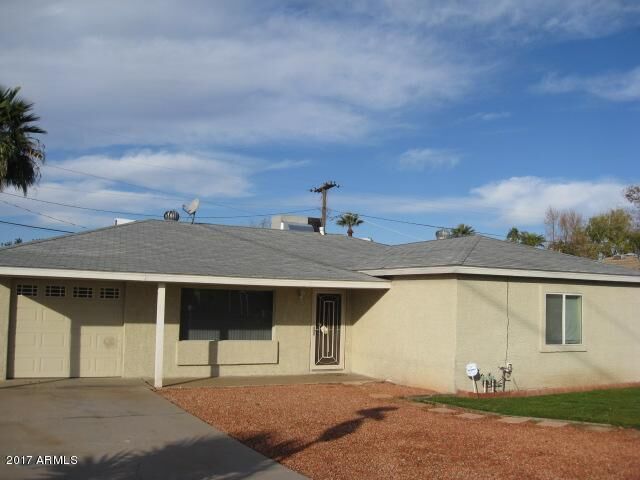 Property Photo: 7004 N 11th Place AZ 85020