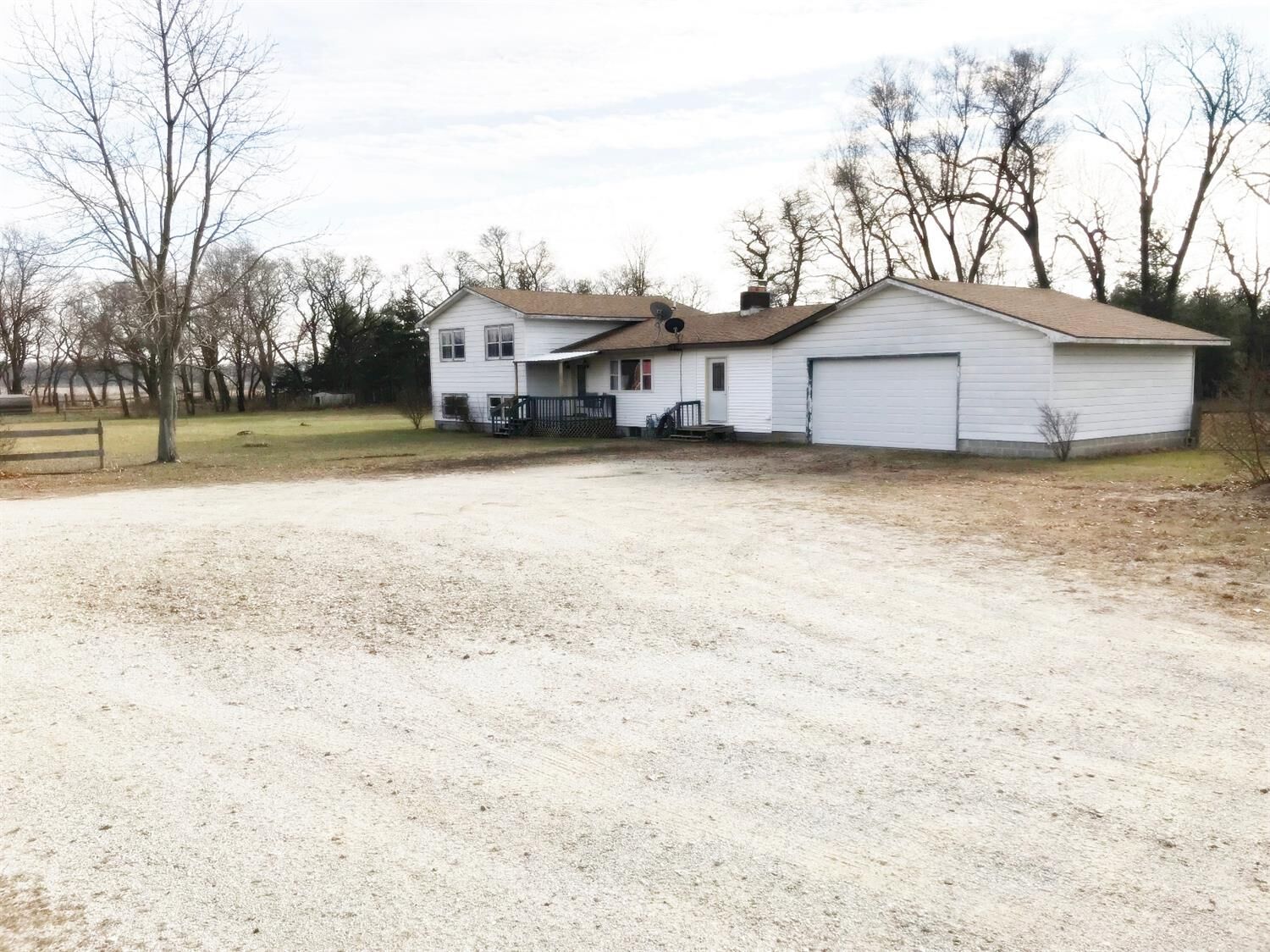 Property Photo: 4620 S 350 IN 46366