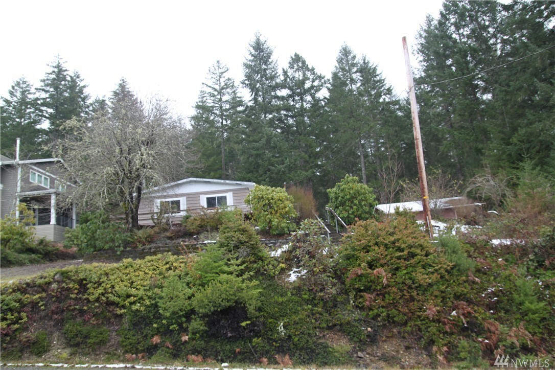 Property Photo:  140 E Olympic Dr  WA 98546 