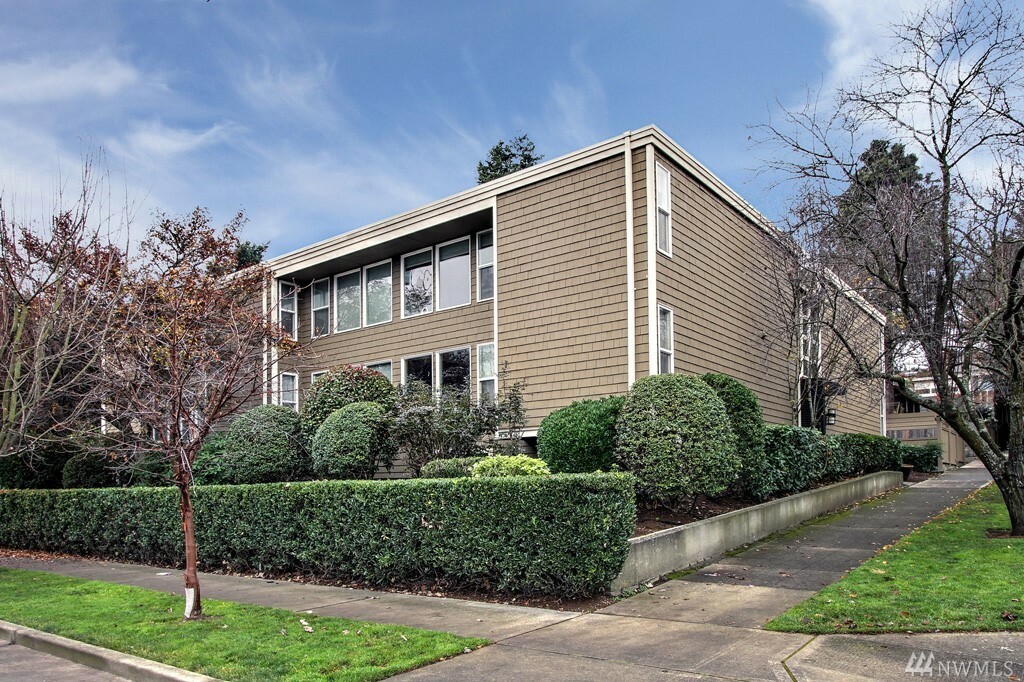 Property Photo:  3901 1st Ave NW 304  WA 98107 